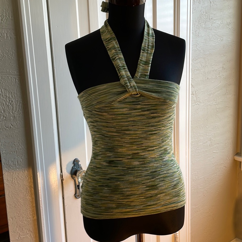 Loft petites XXSP halter top. Knit light sweater weight fabric. Fits an XS.